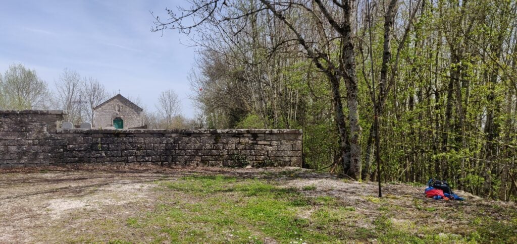 I set up on the edge of the carpark, just outside the cemetery wall